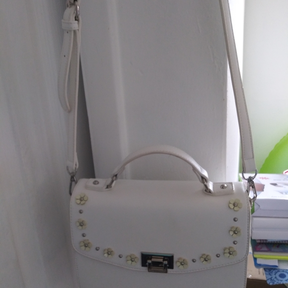 👜 Handbag - Picture 2 of 5